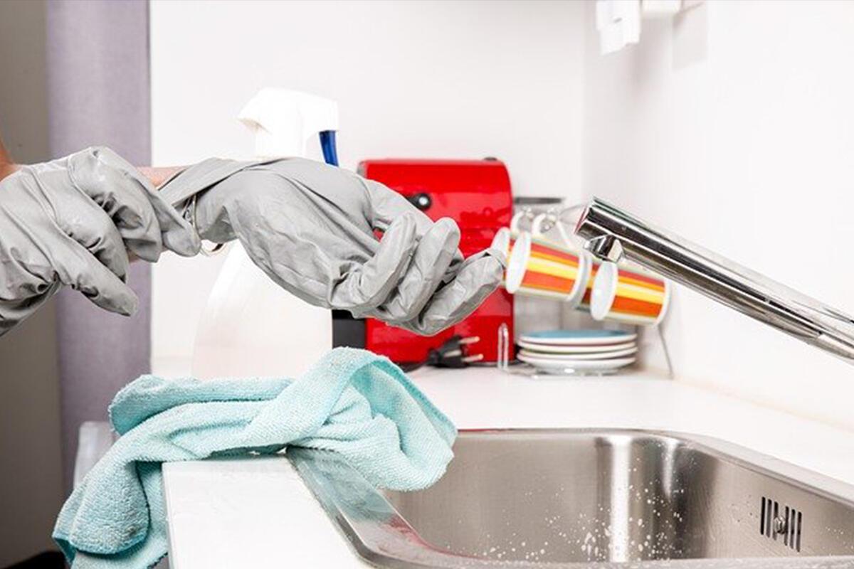 Empresa de limpeza e conservação: 5 dicas antes de contratar